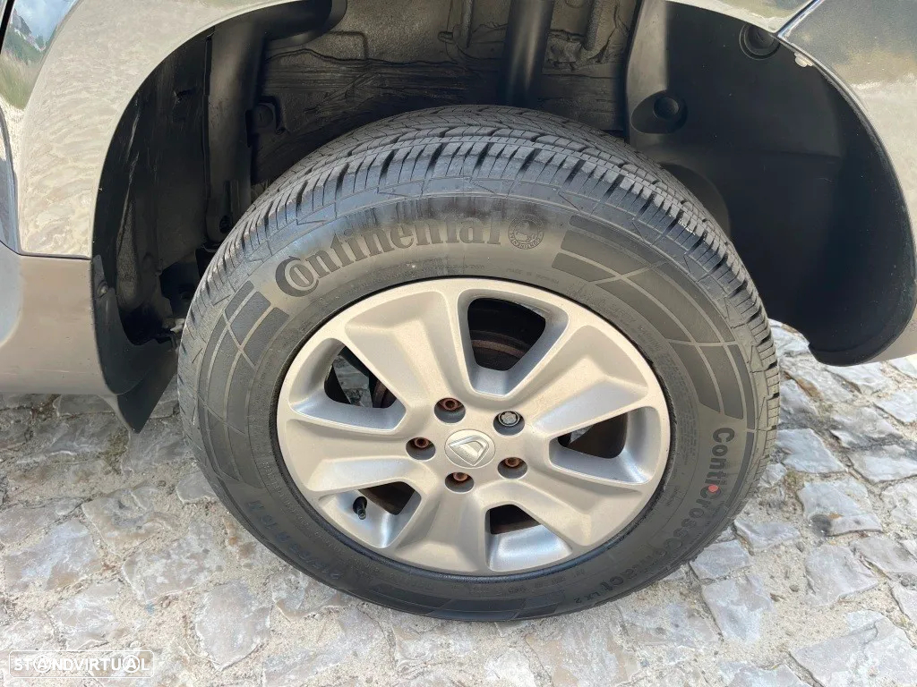 Dacia Duster 1.5 dCi SL Urban Explorer - 13