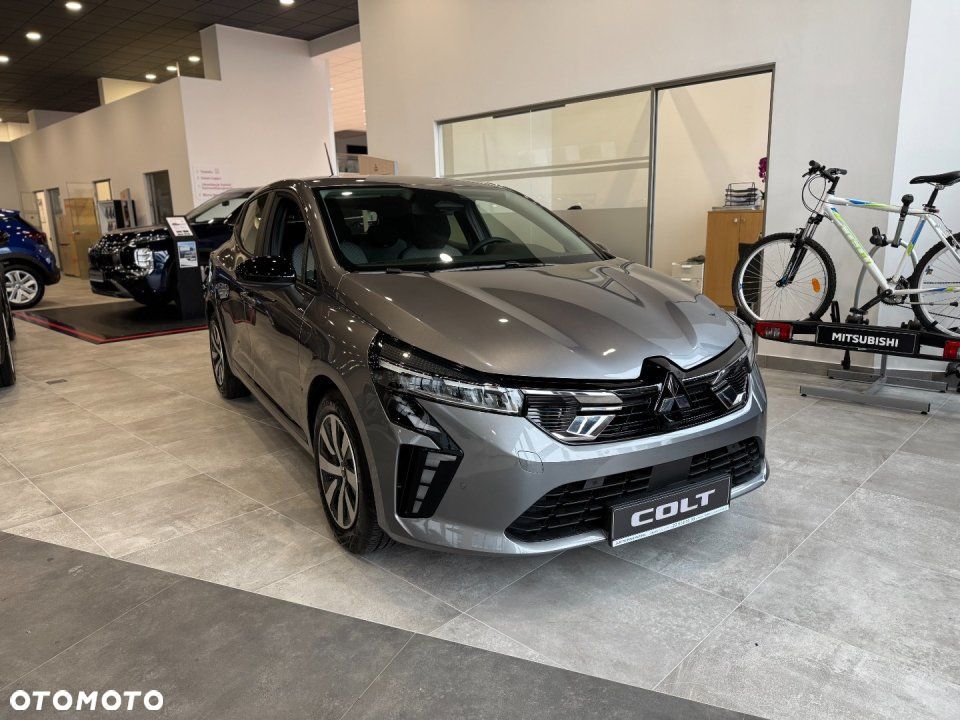 Mitsubishi Colt - 2