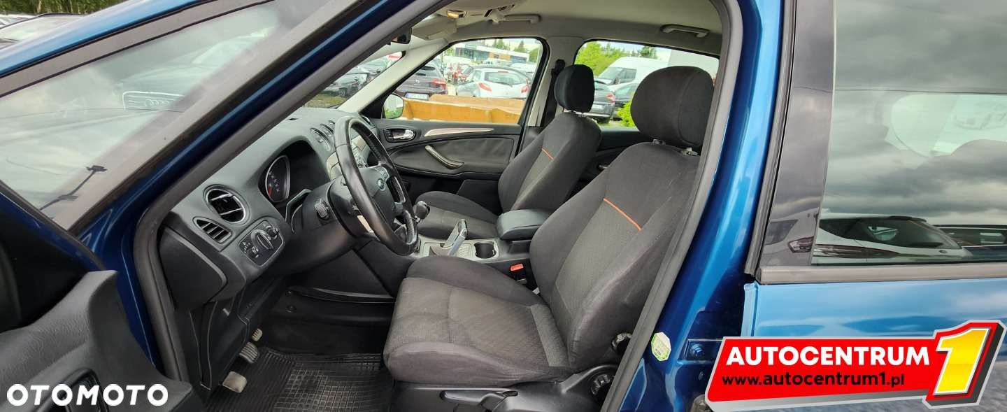 Ford S-Max - 18