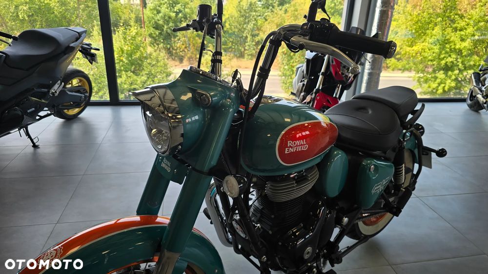 Royal Enfield Classic - 5