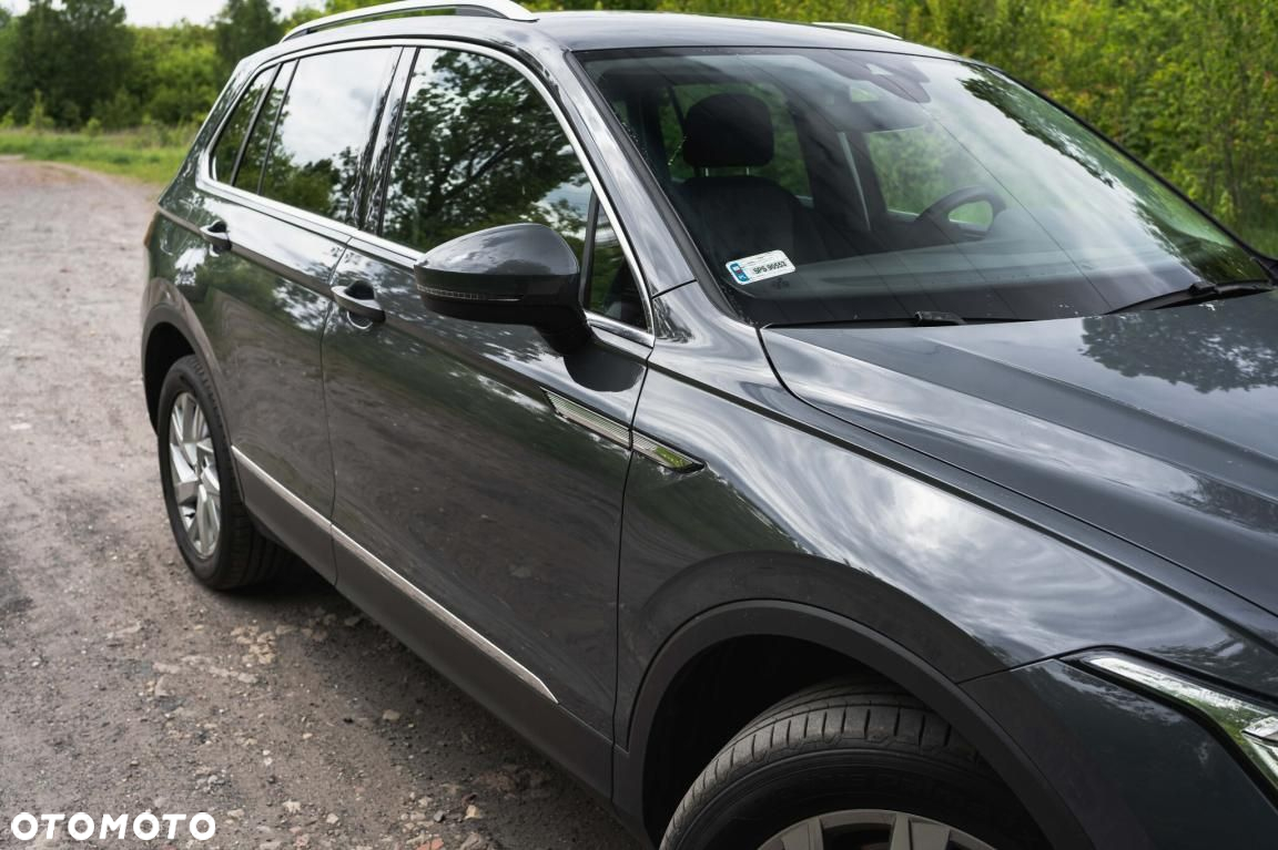 Volkswagen Tiguan - 9
