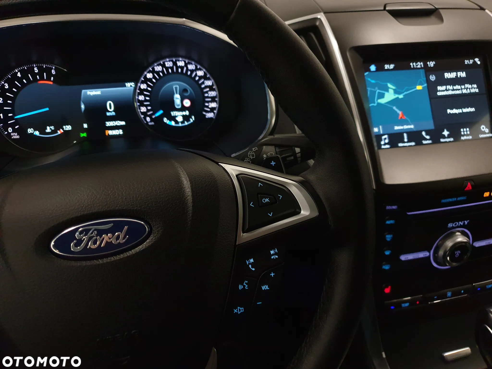 Ford S-Max 2.0 TDCi Titanium PowerShift - 12