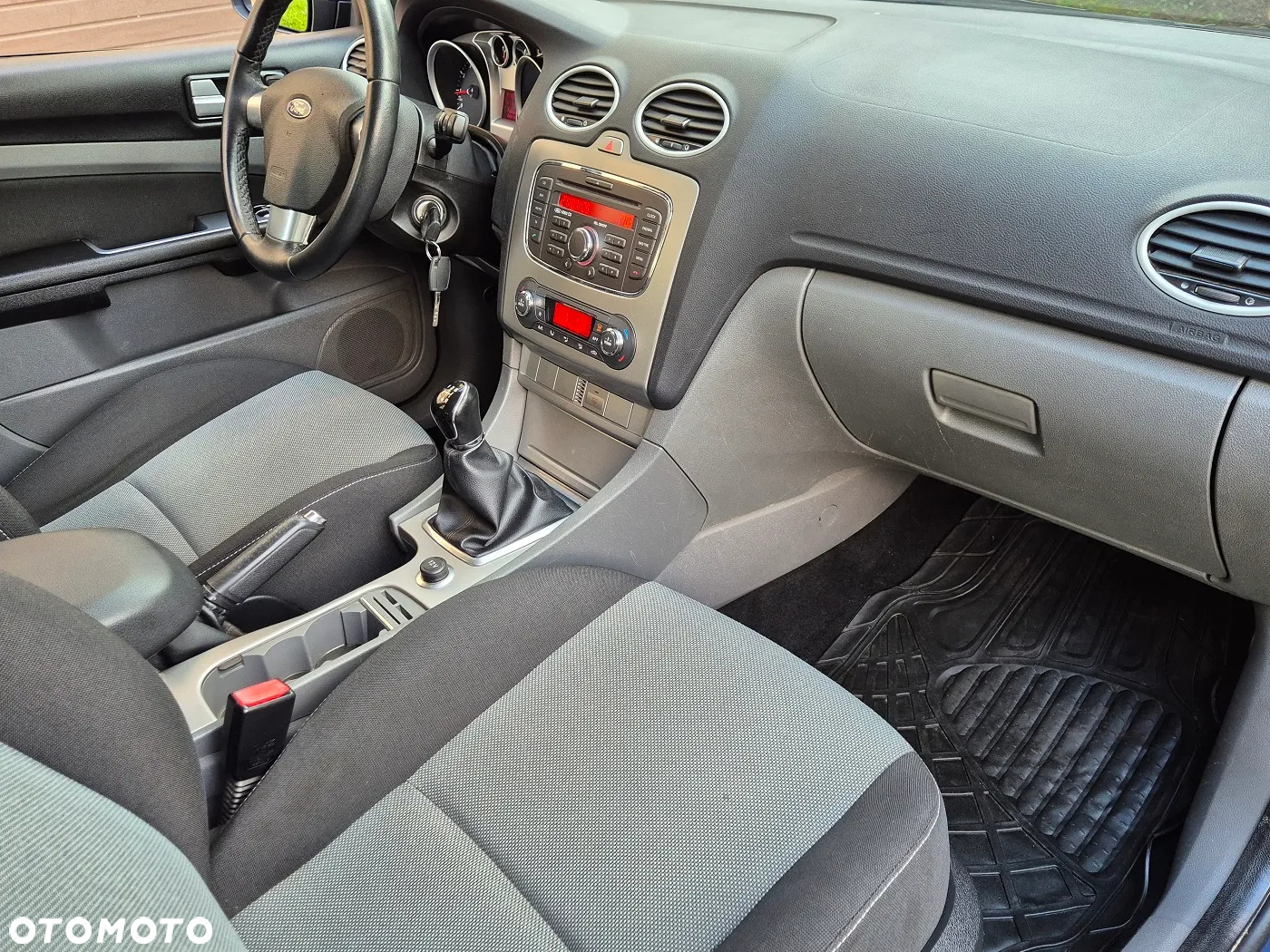 Ford Focus - 23