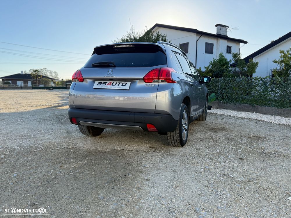 Peugeot 2008 PureTech 82 Allure - 9