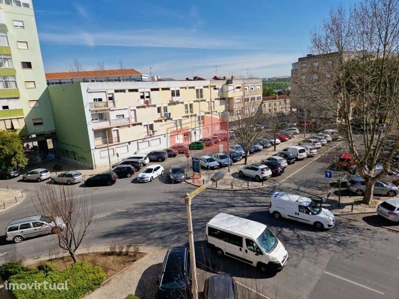 Apartamento T2 - Pontinha - Grande imagem: 4/36