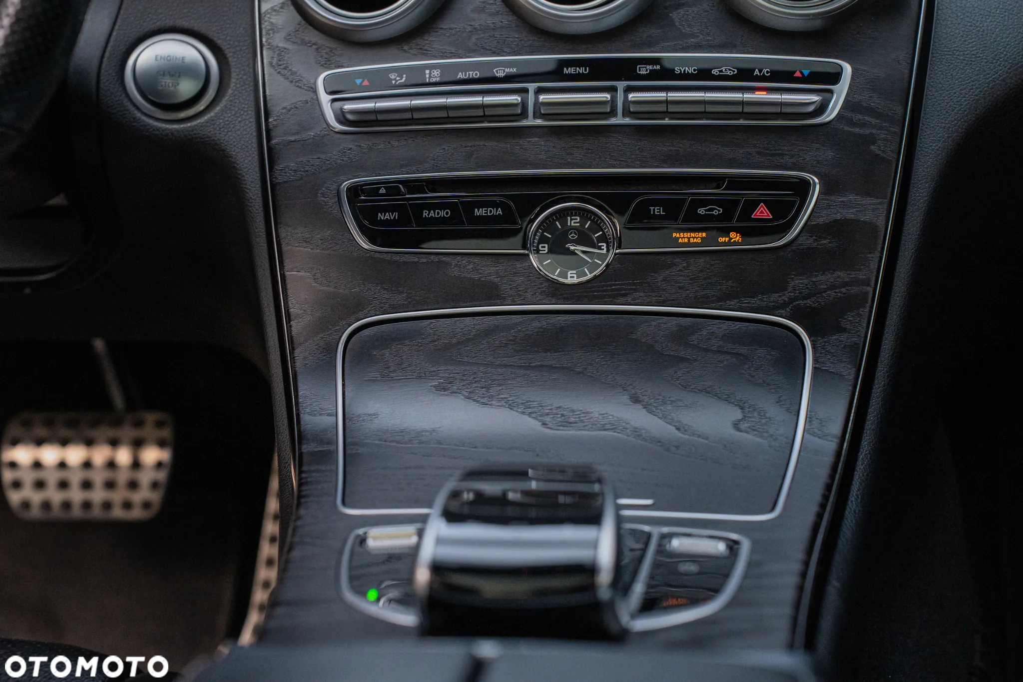 Mercedes-Benz Klasa C 300 7G-TRONIC - 17