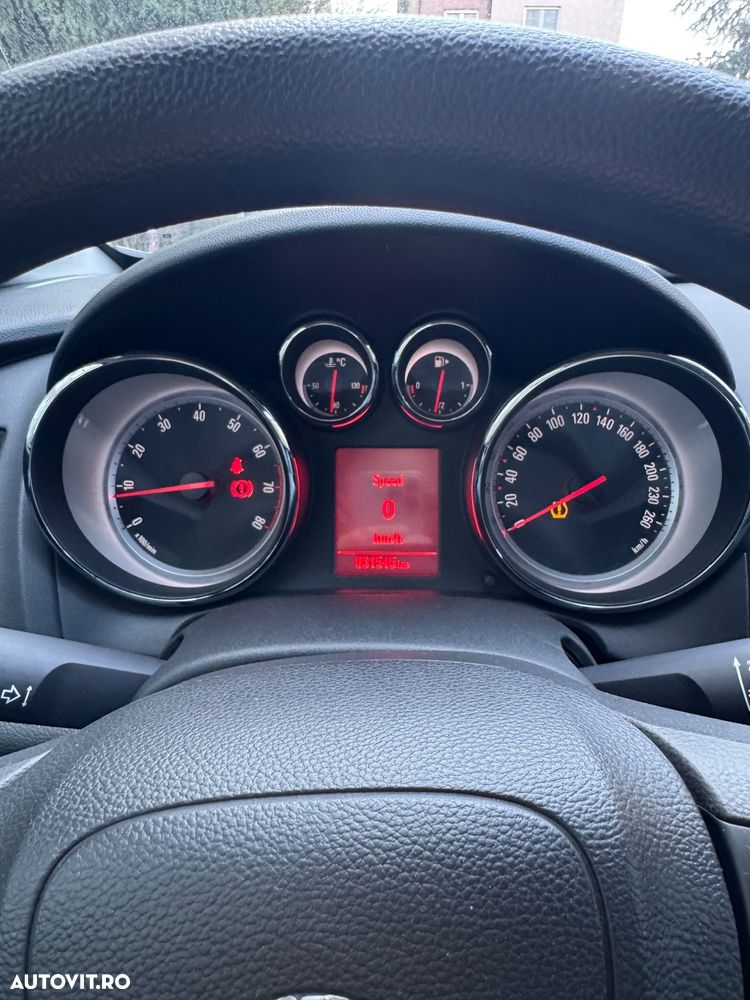 Opel Astra 1.4 ECOTEC Essentia - 8