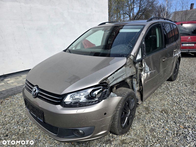 Volkswagen Touran 2.0 TDI DPF BlueMotion Technology DSG Cup - 4