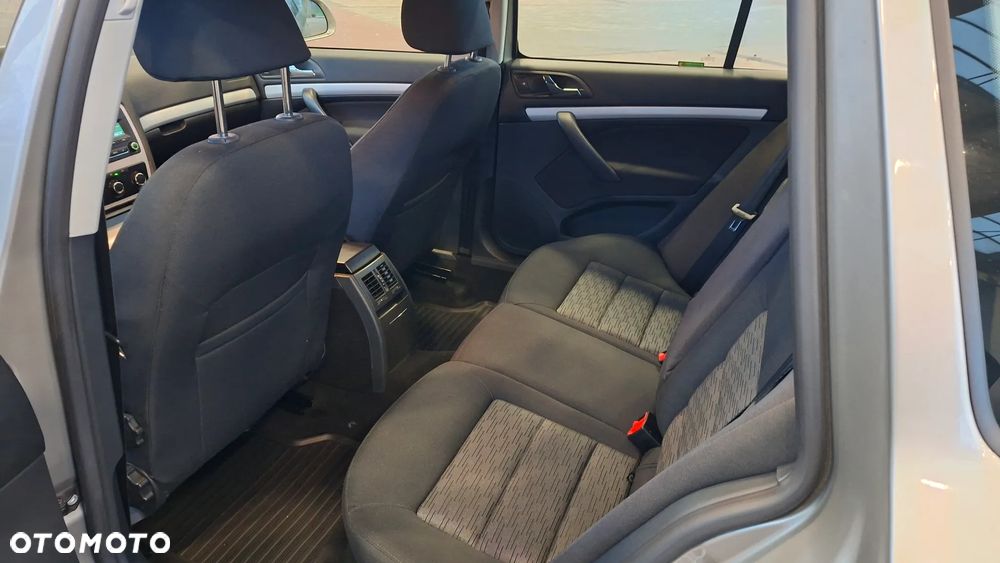 Skoda Octavia 1.4 TSI Active - 14