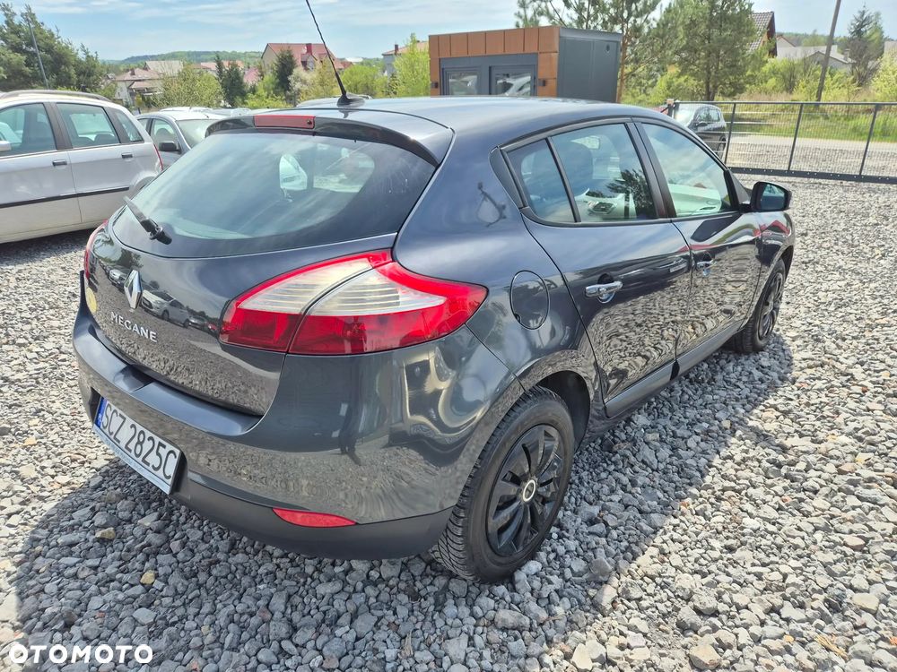 Renault Megane 1.6 16V Authentique Euro5 - 11