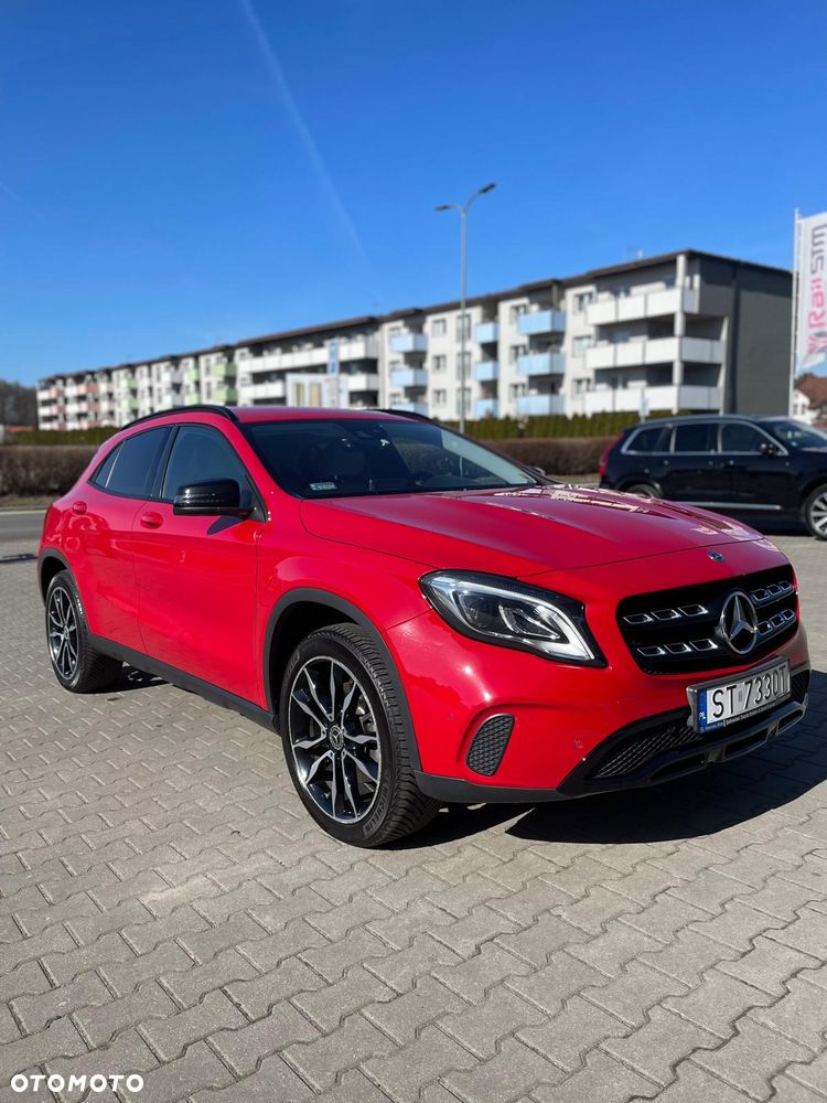 Mercedes-Benz GLA 220 4-Matic - 1