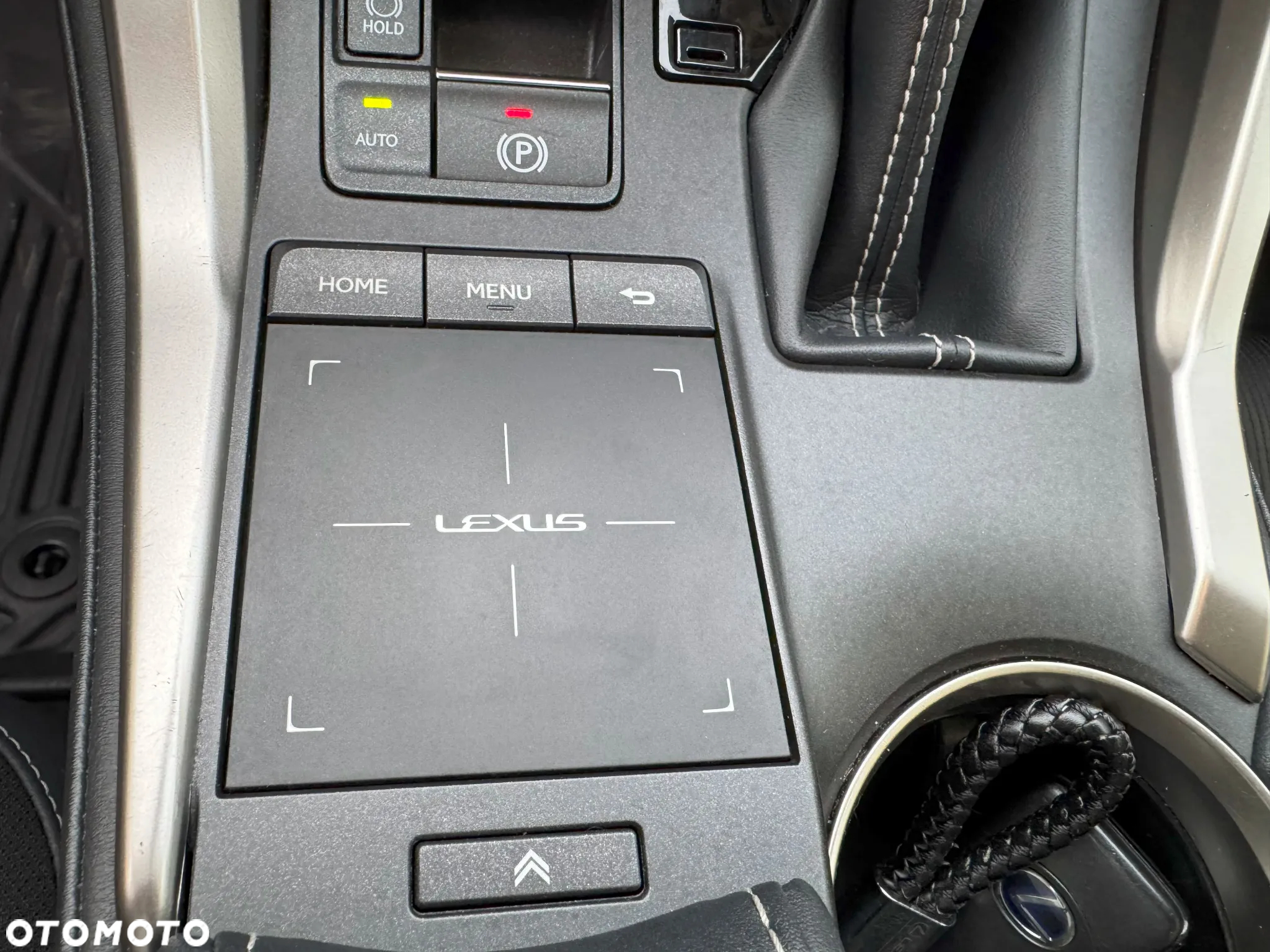 Lexus NX - 30