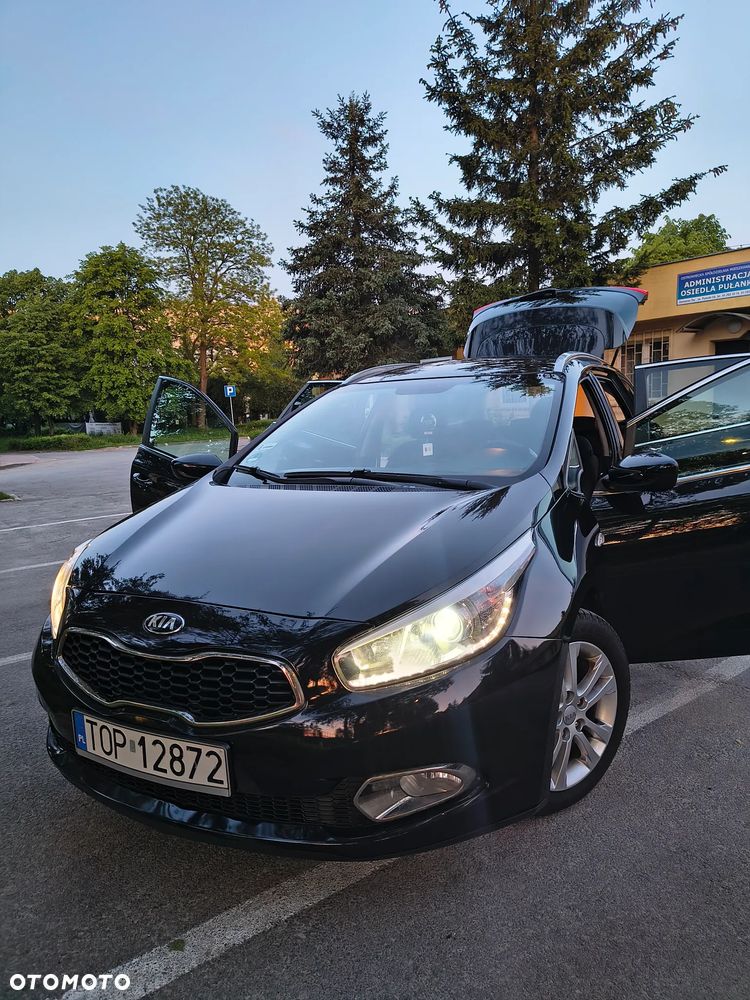 Kia Ceed 1.6 Crdi M Euro2012 - 1