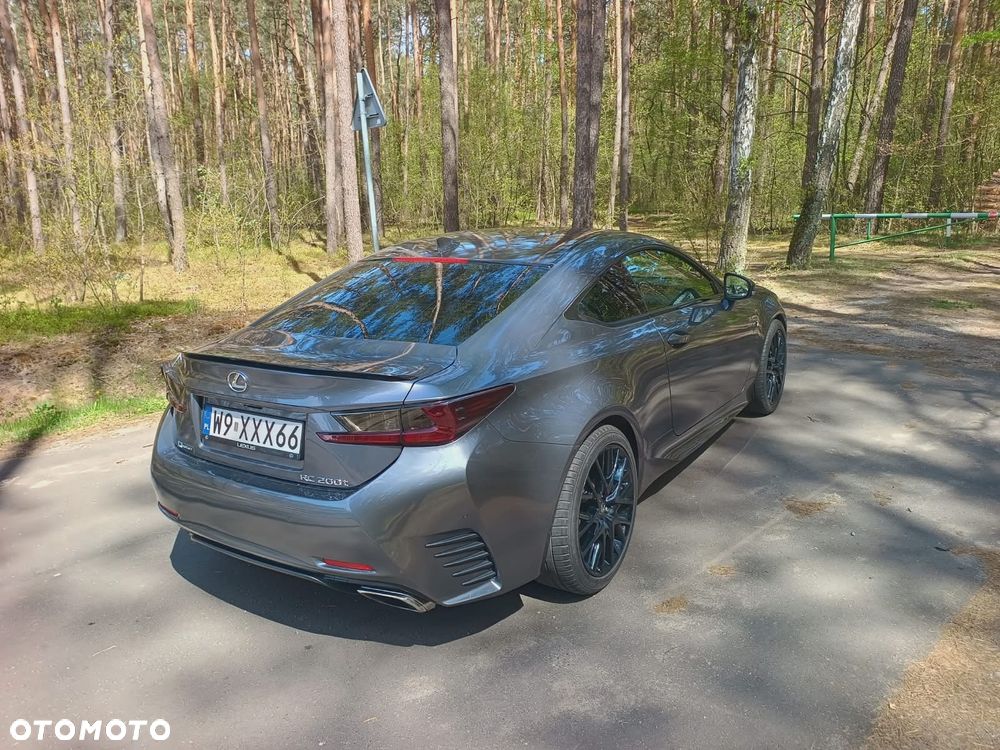 Lexus RC 200t SPORT - 4