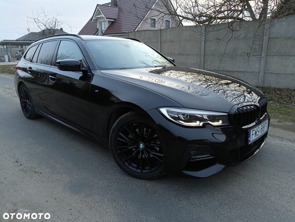 BMW Seria 3 320d xDrive Edition M Sport Shadow - 1