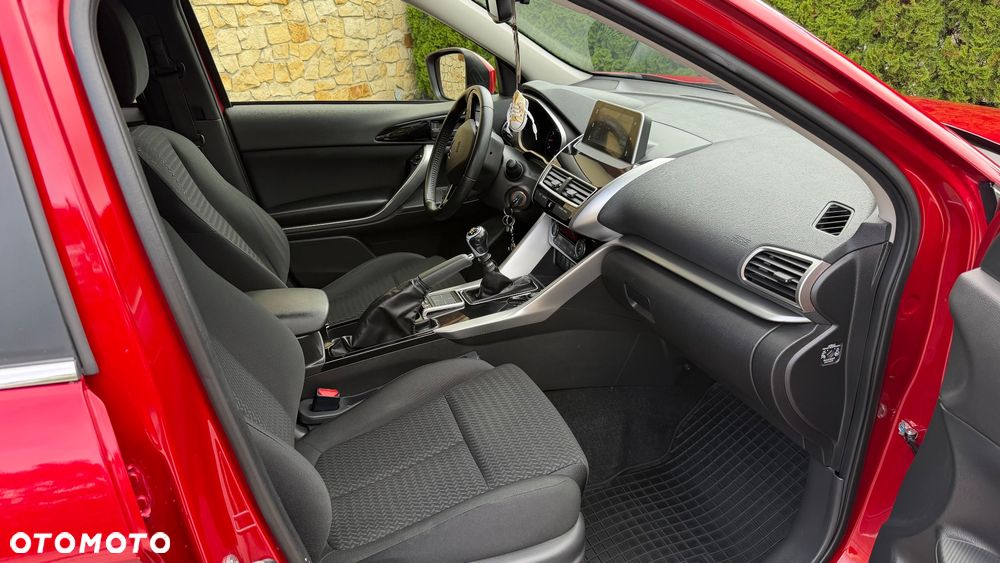 Mitsubishi Eclipse Cross 1.5 T GPF Invite Plus - 20