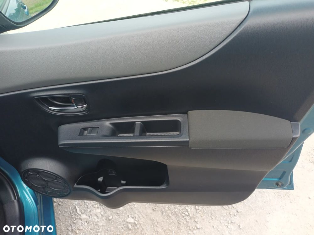 Toyota Yaris 1.33 VVT-i Executive - 15