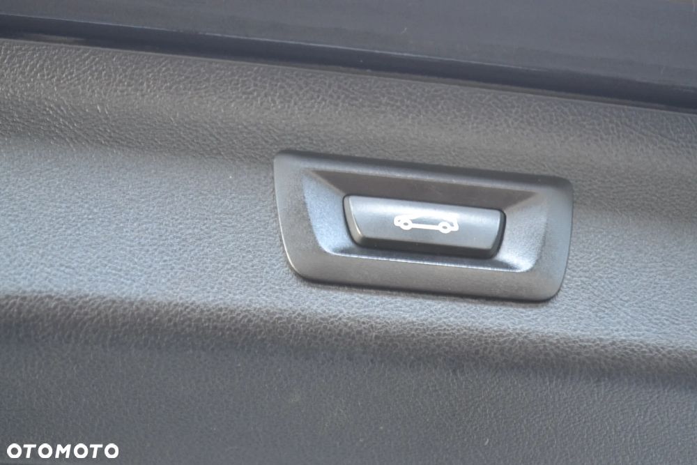 BMW Seria 5 520d Luxury Line sport - 21