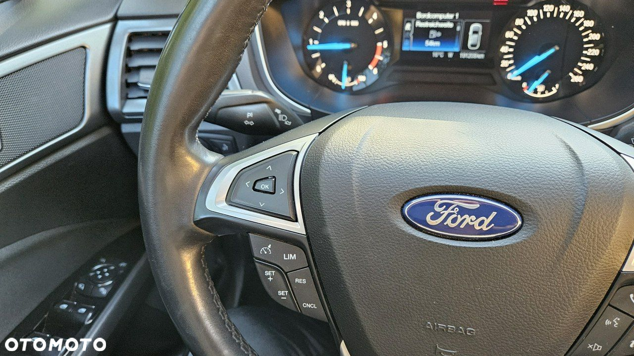 Ford Mondeo - 27