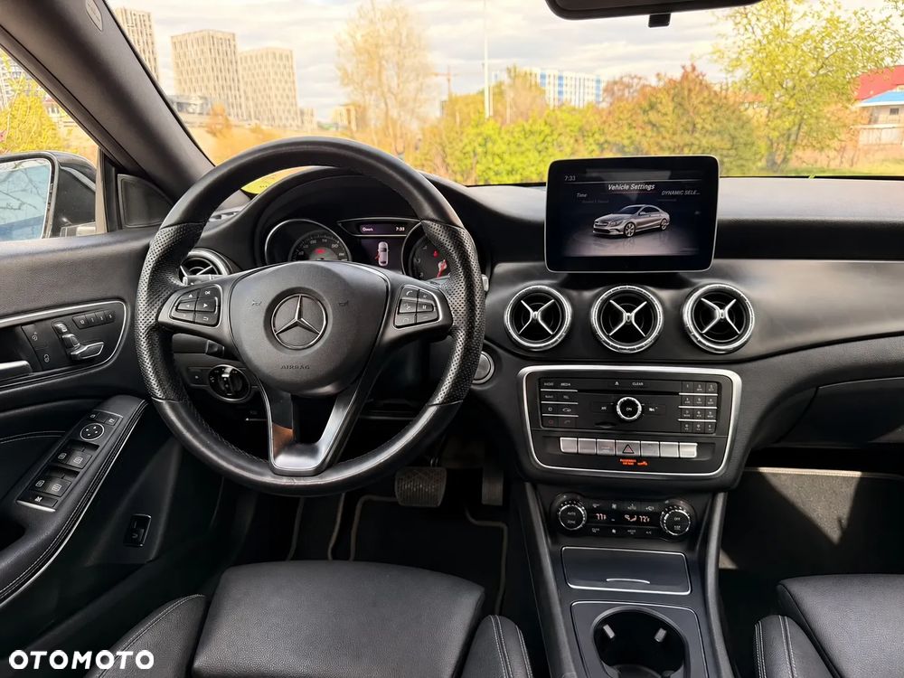 Mercedes-Benz CLA 250 4-Matic - 30