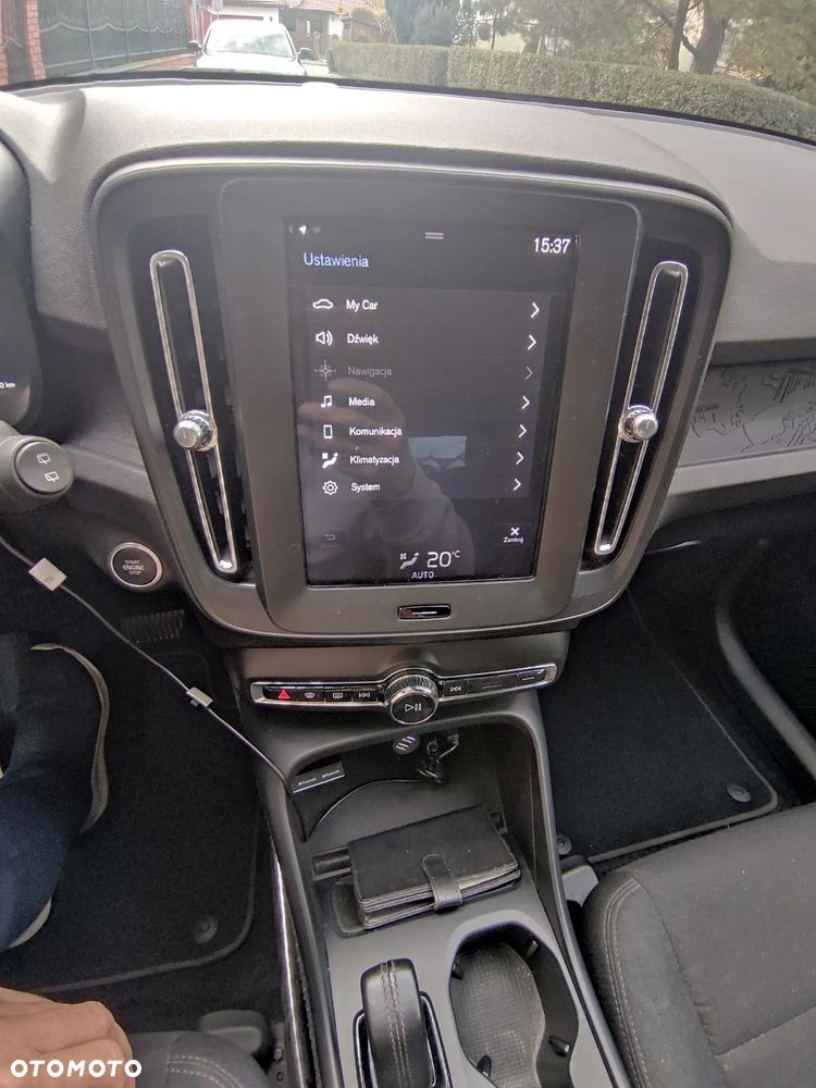 Volvo XC 40 - 30
