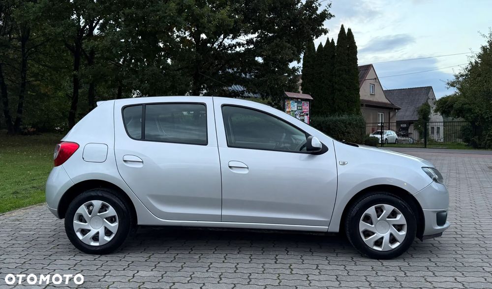 Dacia Sandero 1.5 dCi Laureate - 6