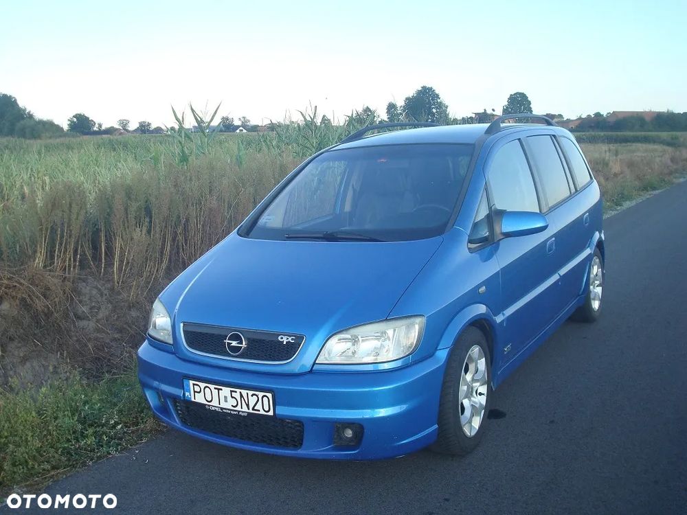 Opel Zafira 2.0 OPC - 1
