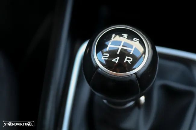 Fiat Tipo Station Wagon 1.3 M-Jet Lounge Tech - 14