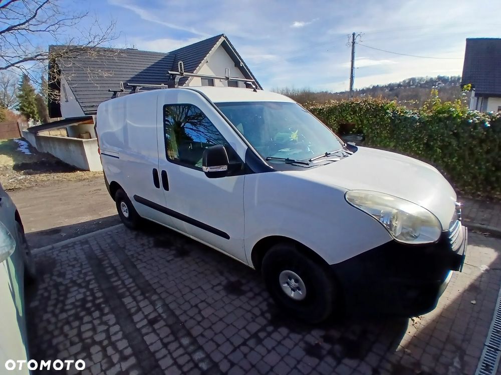 Opel Combo - 1