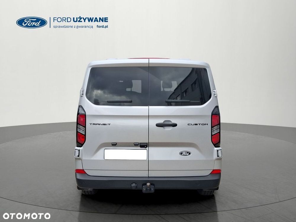 Ford Transit Custom - 10
