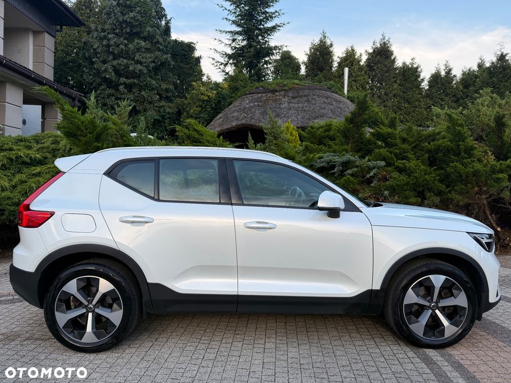Volvo XC 40 B3 B DKG Plus Dark - 17
