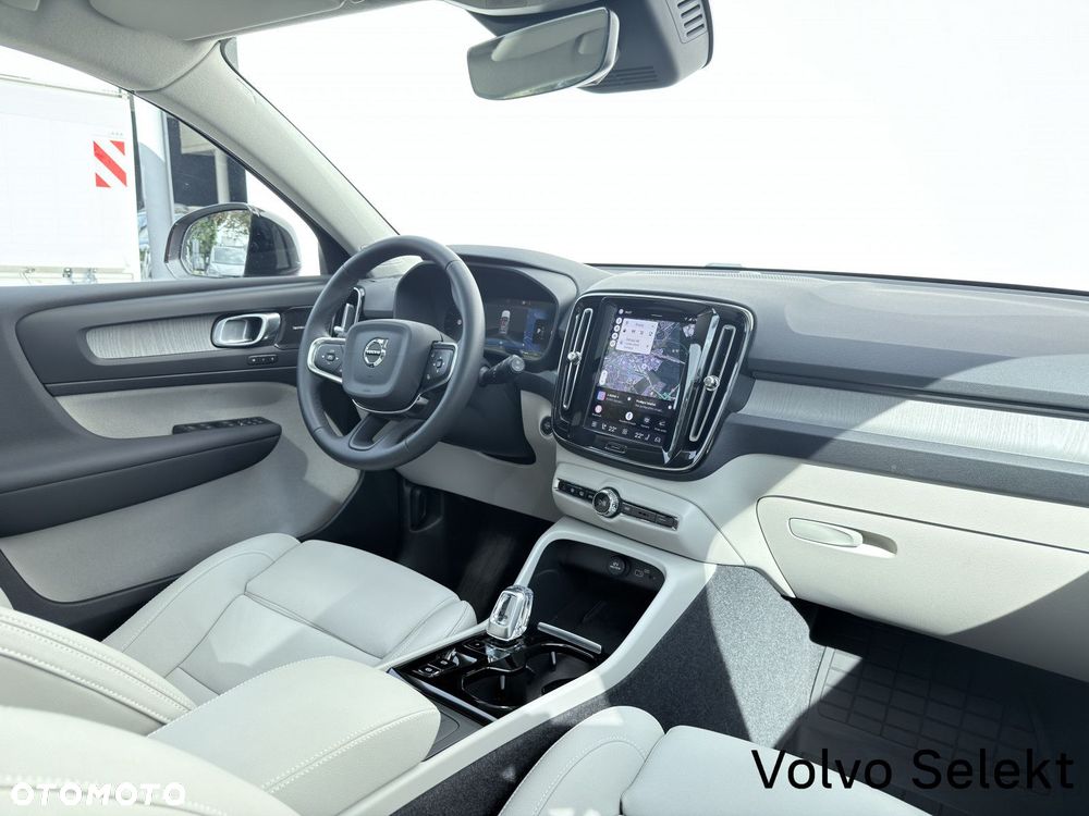 Volvo XC 40 - 18