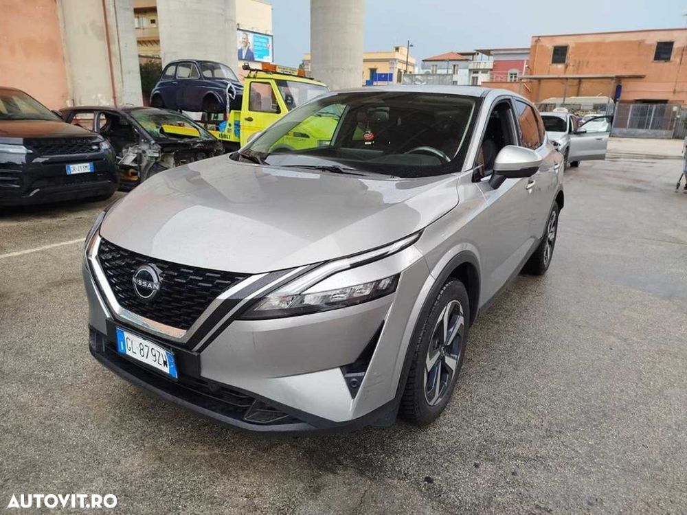 Nissan Qashqai 1.3 DIG-T N-CONNECTA - 30