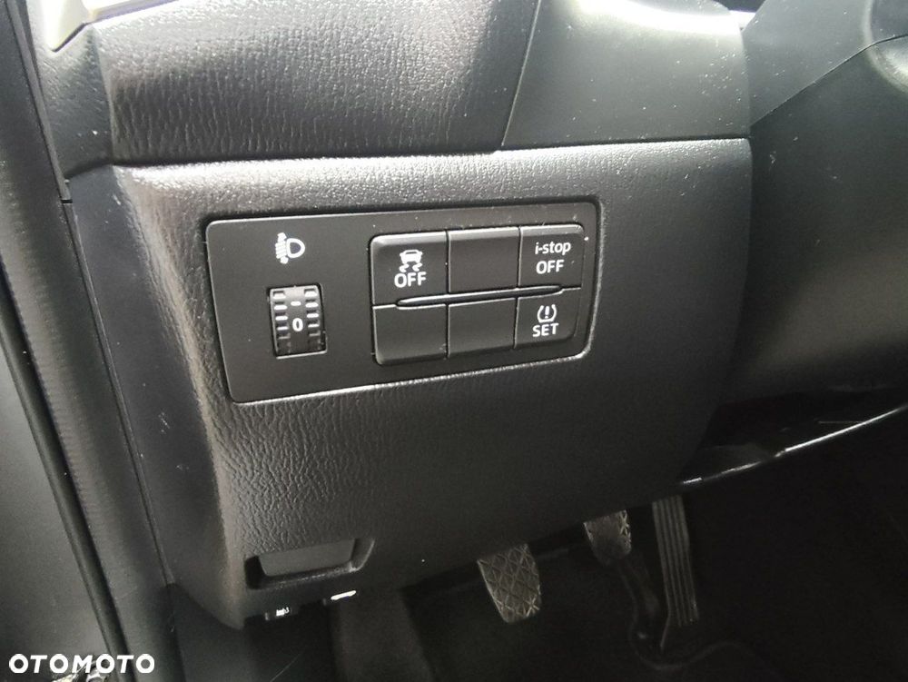 Mazda 3 - 12