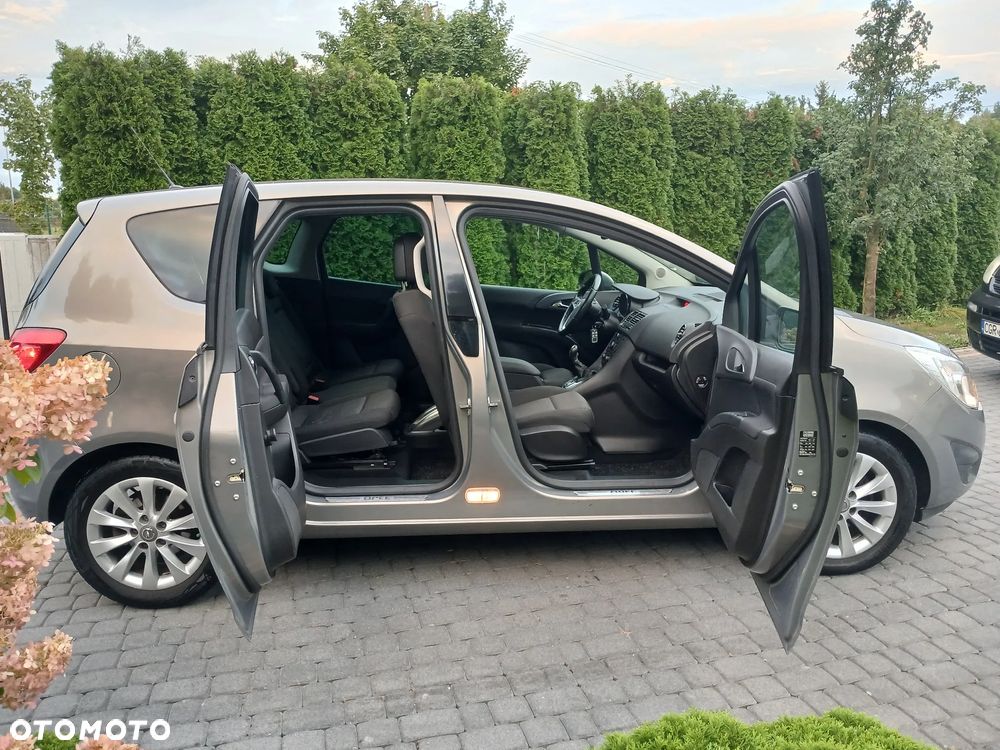 Opel Meriva 1.4 T Cosmo - 30
