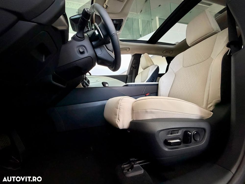 Lexus Seria RX 450h+ E-Four PHEV Luxury - 13