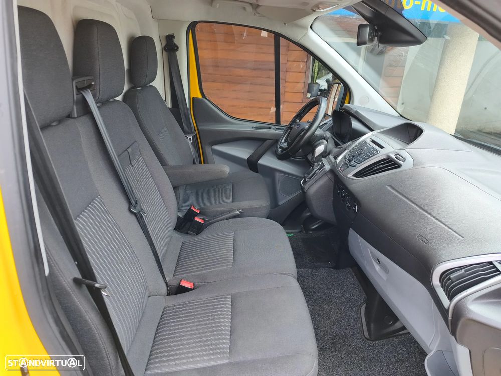 Ford Transit Custom 2.0 TDCI 130CV CX. AUTOMÁTICA - 17