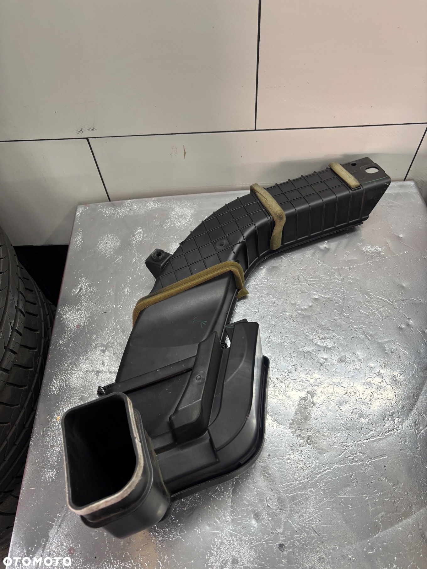 JEEP CHEROKEE KL LIFT 2019- USA 2.4 B REZONATOR PRZEWOD POWIETRZA 68293181 - 5