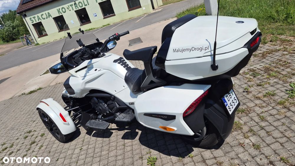 Can-Am Spyder - 6