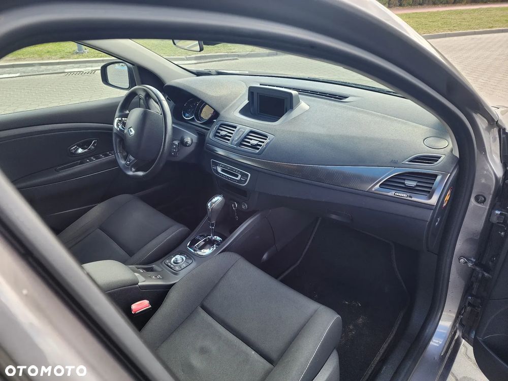 Renault Megane 1.5 dCi Limited EDC - 11