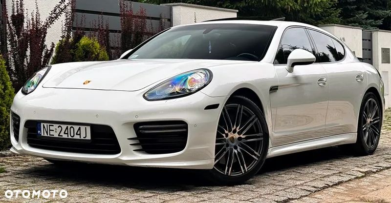 Porsche Panamera GTS PDK - 20