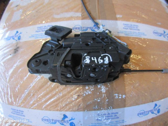 Fecho 15A5K1837015E VW GOLF 7 2013 1.2TSI 105CV 5P PRETO FE 7 PINOS - 3
