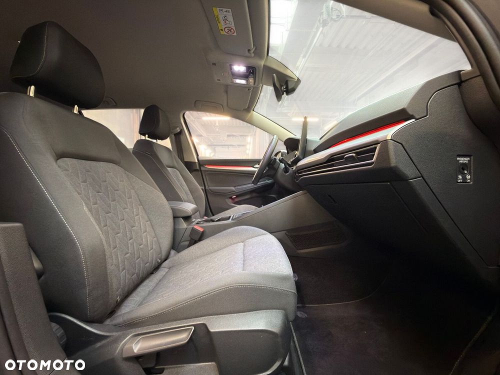 Volkswagen Golf 1.5 eTSI mHEV Life DSG - 23