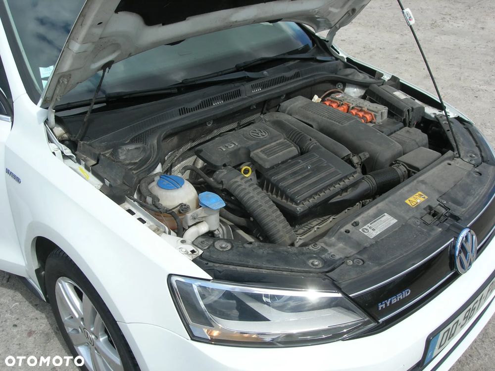 Volkswagen Jetta Hybrid - 11