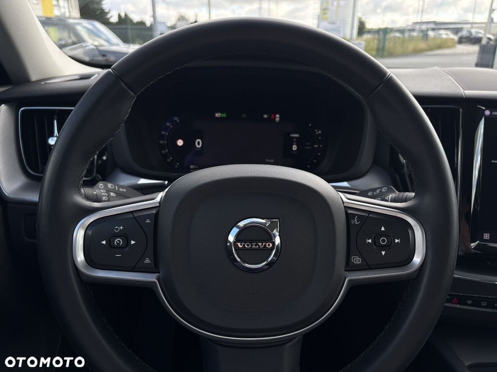 Volvo XC 60 T6 Plug-In Hybrid AWD Inscription - 14