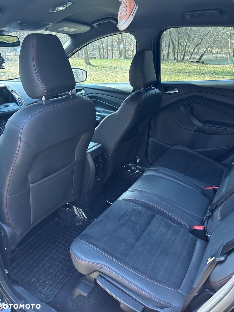 Ford Kuga 2.0 TDCi 4x4 ST-Line - 9