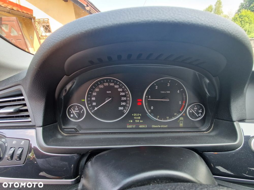 BMW Seria 5 520d Blue Performance - 14