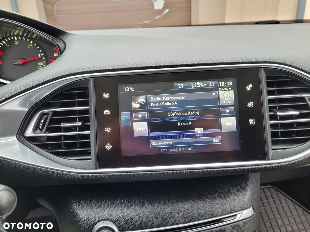 Peugeot 308 BlueHDi 120 Stop & Start Allure - 29