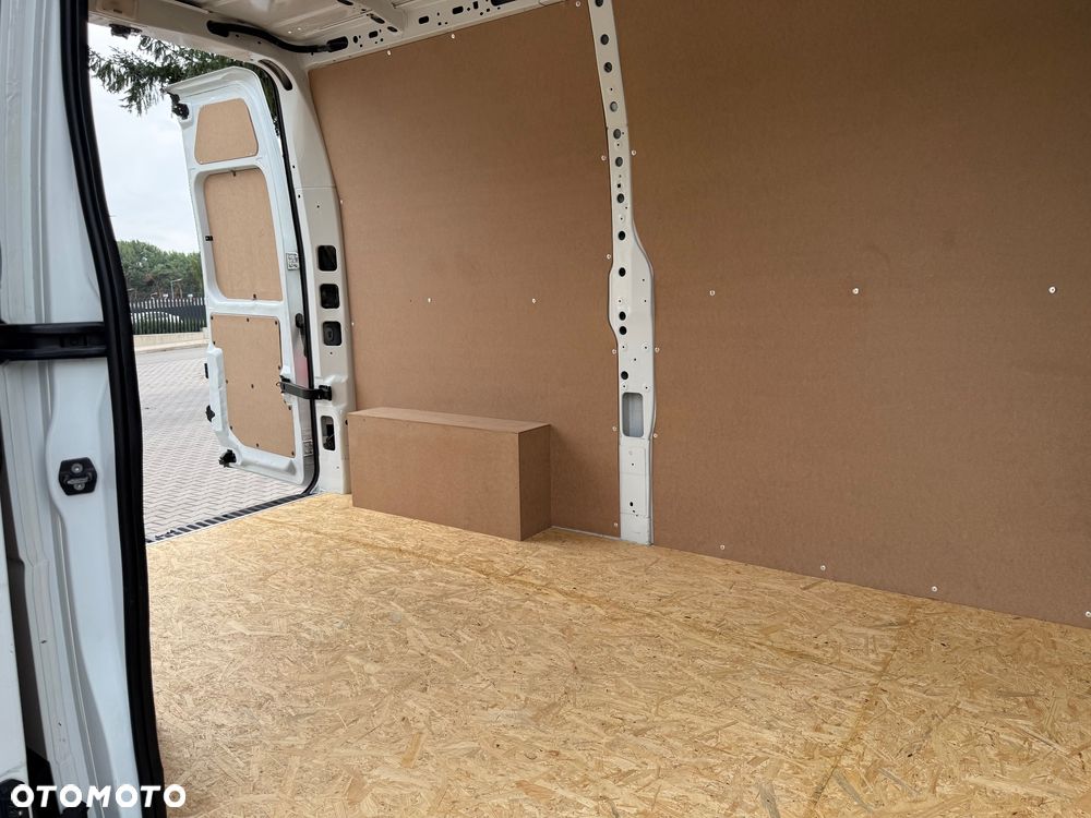 Renault Master - 24