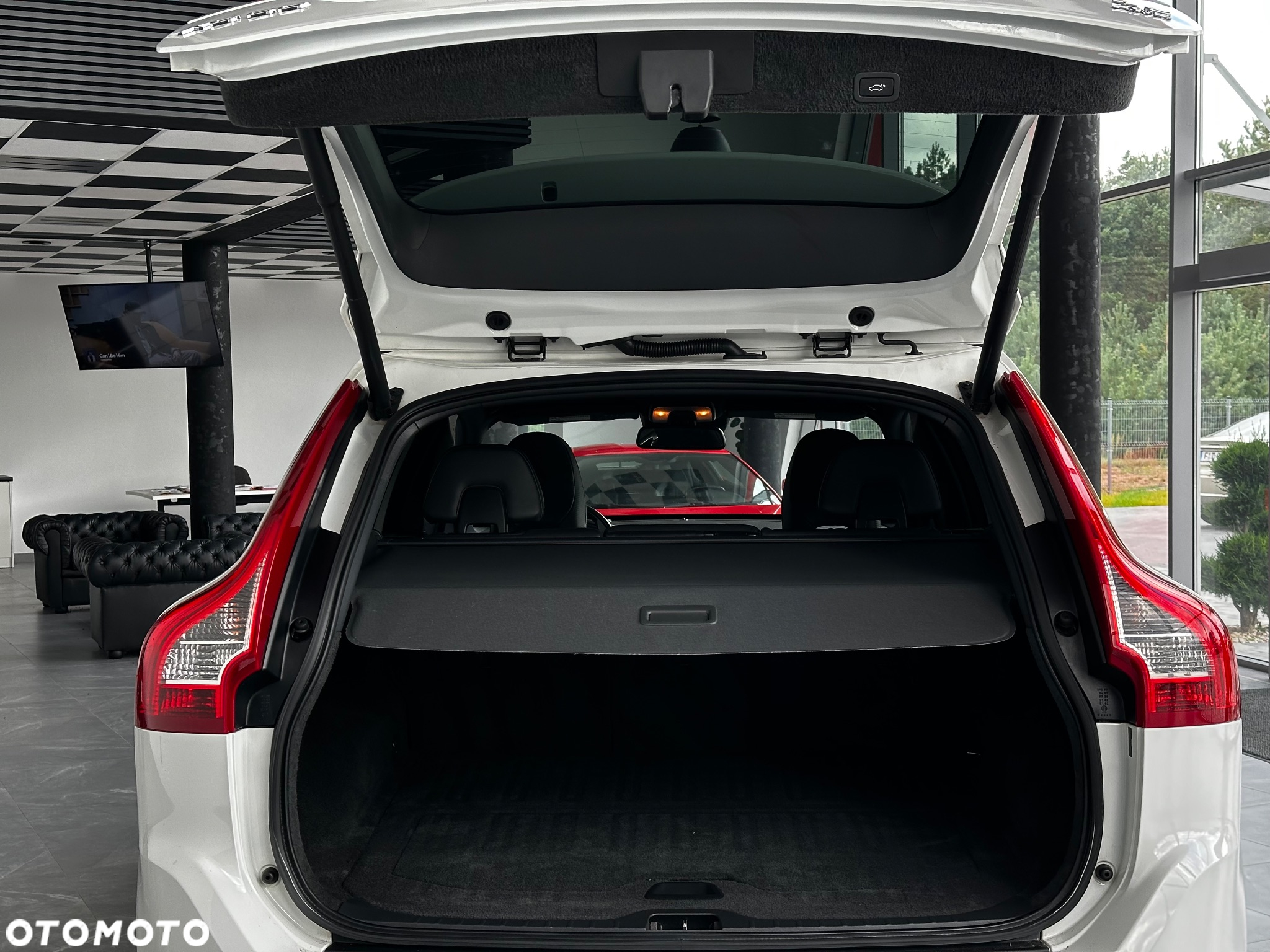 Volvo XC 60 T6 AWD R-Design - 24
